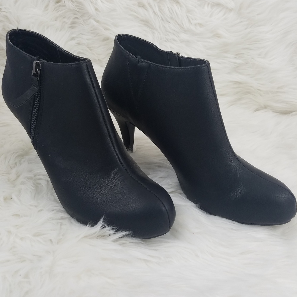 Bonnibel Black Madde-1 Ankle Boots 9.5